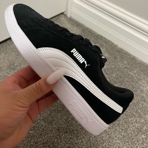 Puma shoes never worn, Size US 4.5C